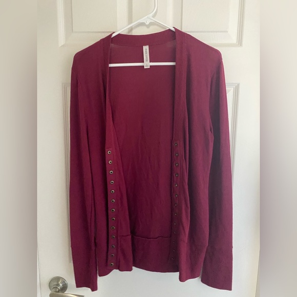 Large snap button cardigan- magenta - Picture 2 of 5